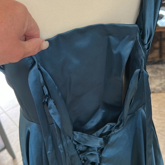 Formal Satin Gown Teal Jewel Tone New Size 12 - Picture 5 of 9